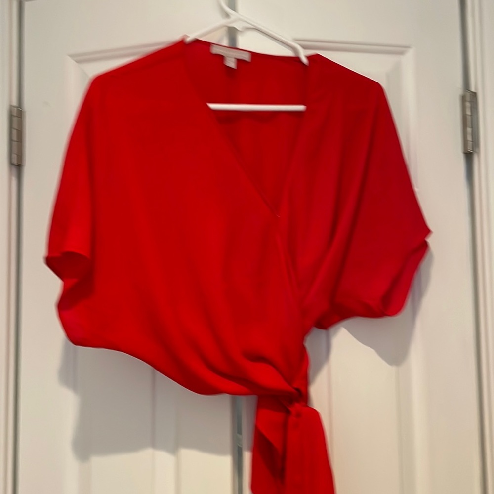 Chelsea 28 Wrap top